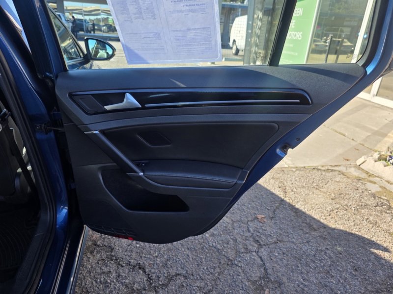 Used 2015 Volkswagen Golf SEL image 15