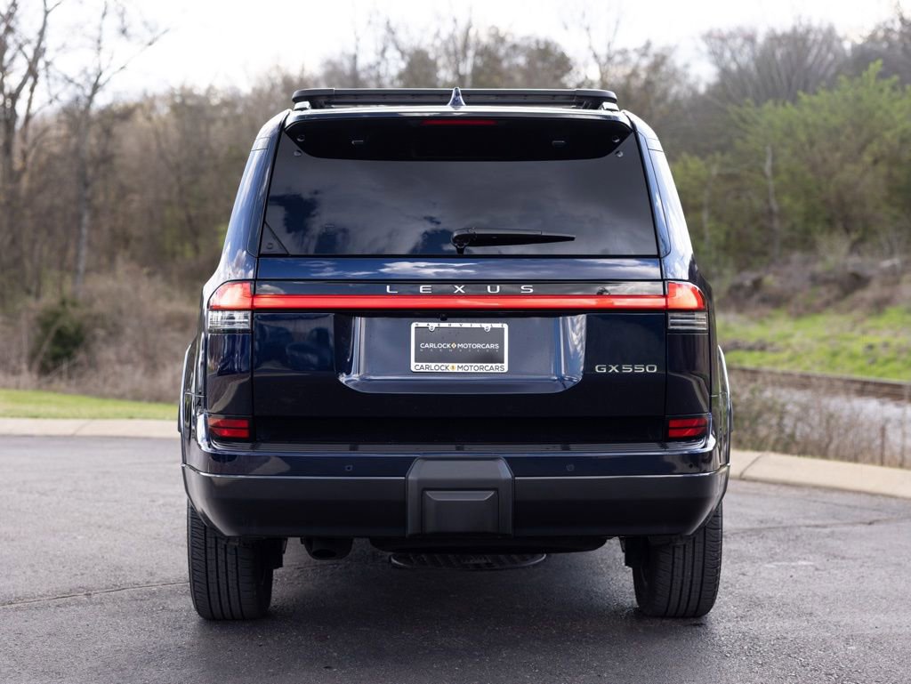 Used 2024 Lexus GX 550 w/ Accessory Package (2T) image 7