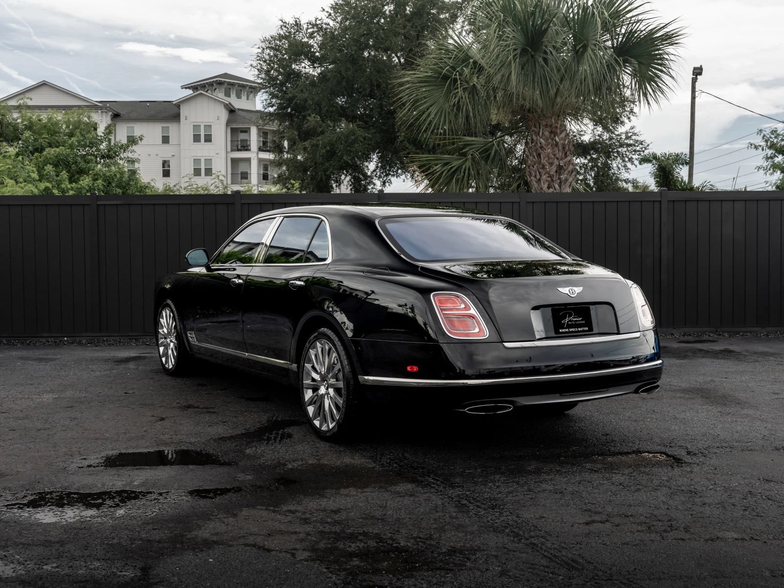 Used 2017 Bentley Mulsanne RWD image 6