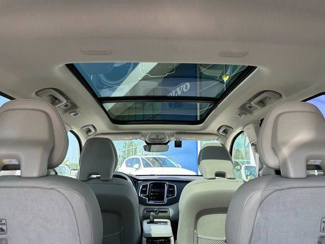 New 2025 Volvo XC90 T8 Plus w/ Protection Package Premier image 19