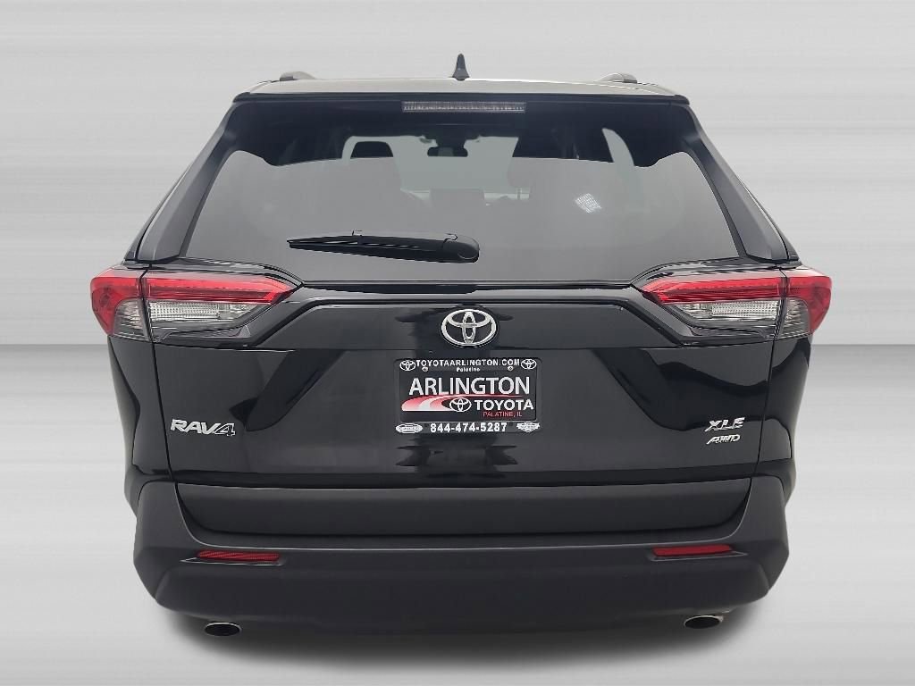 Used 2025 Toyota RAV4 XLE AWD/4WD image 6