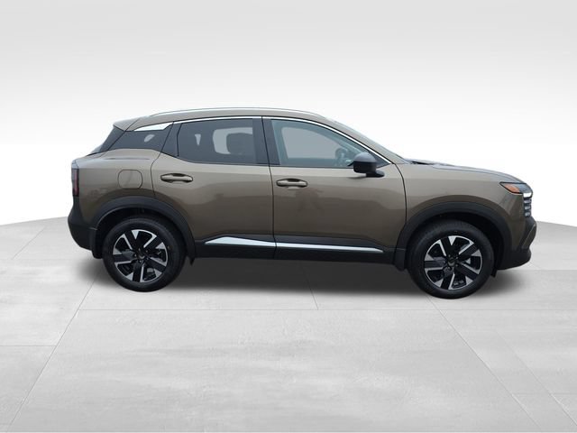New 2026 Nissan Kicks SV w/ SV Premium Package AWD/4WD image 8