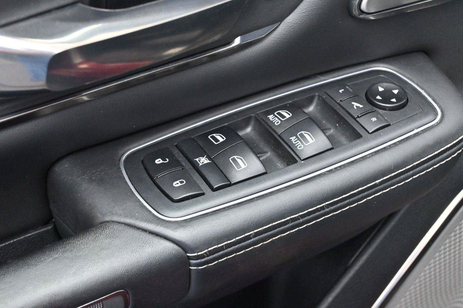 Used 2020 RAM 1500 Limited AWD/4WD image 12