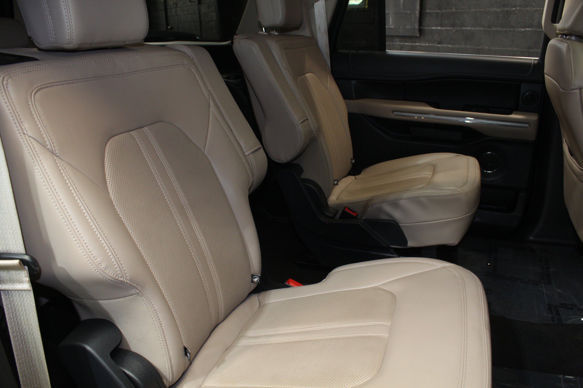 Used 2023 Ford Expedition Max Limited AWD/4WD image 47