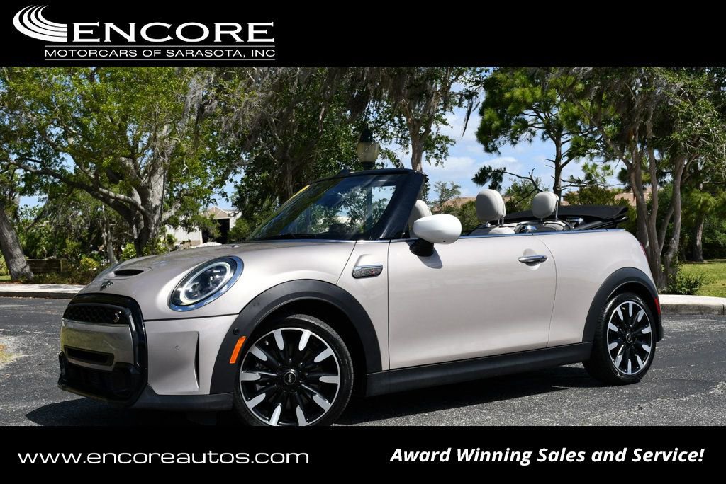 Used 2024 MINI Cooper S image 1