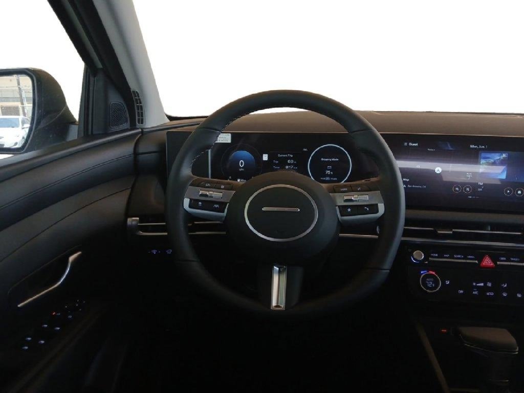 New 2026 Hyundai Tucson SEL FWD image 12