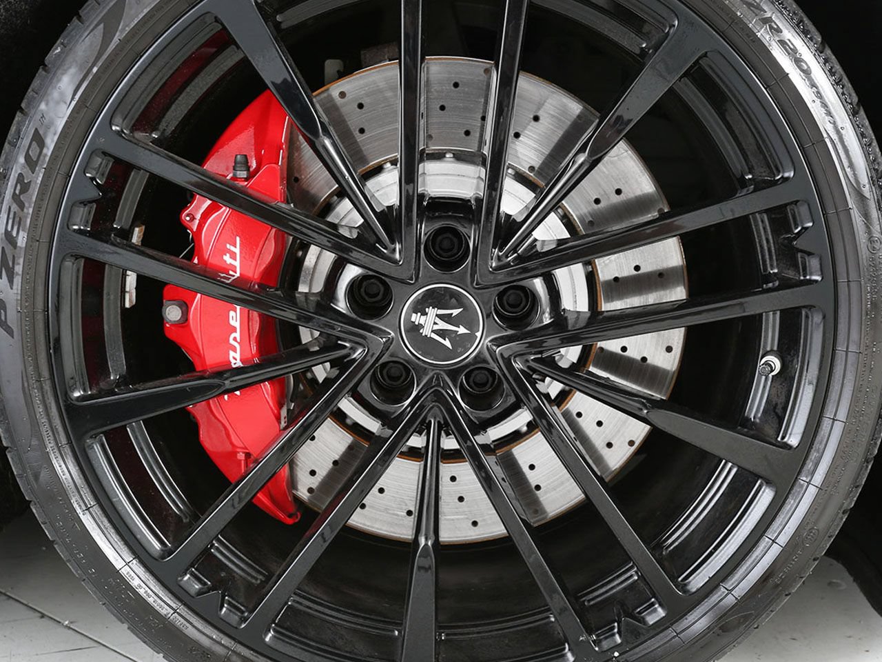 Used 2024 Maserati GranTurismo Trofeo AWD/4WD image 6