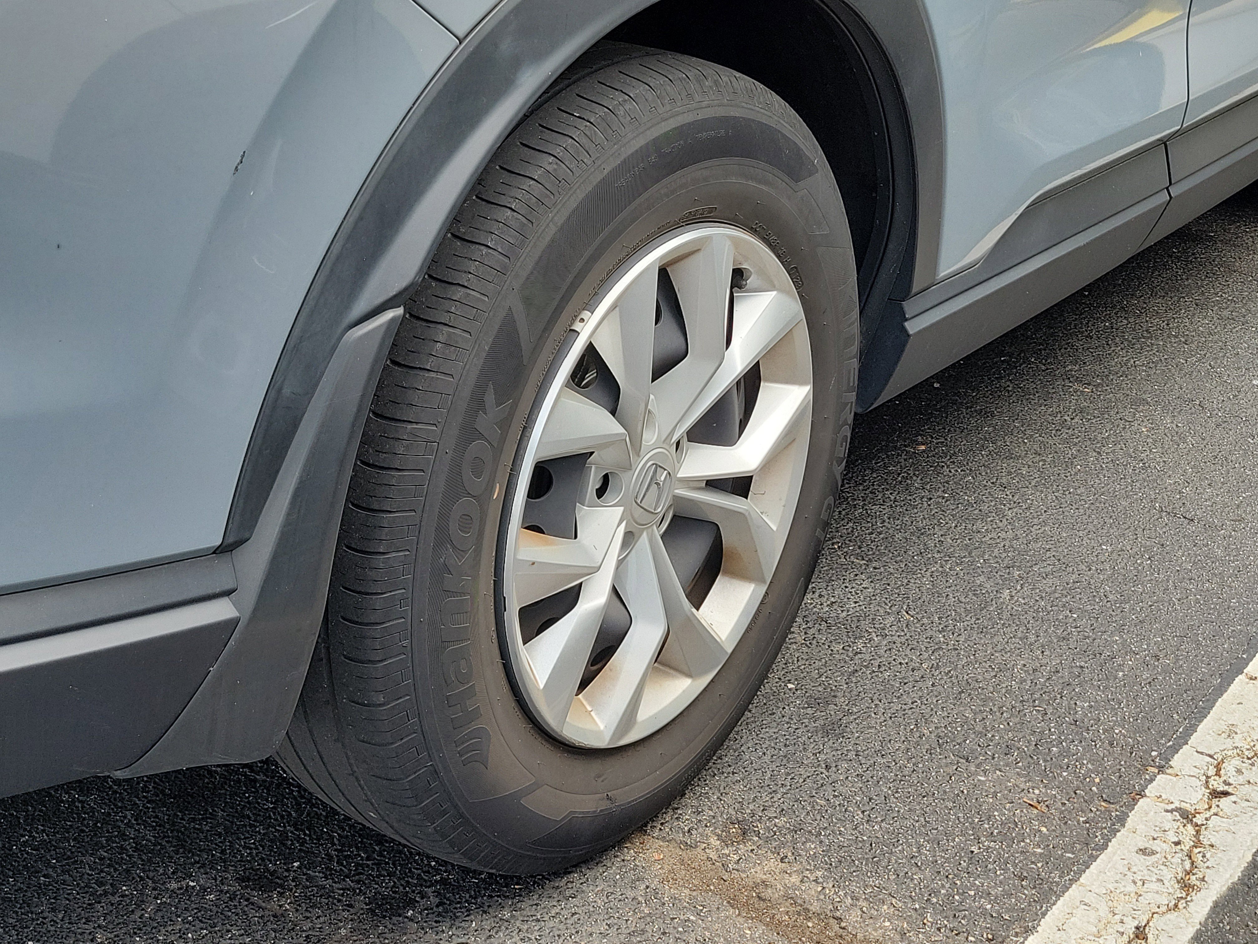 Used 2024 Honda CR-V LX image 9