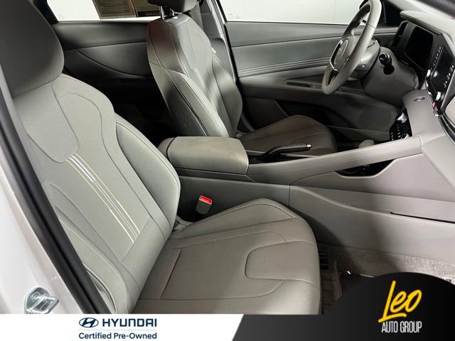 Used 2026 Hyundai Elantra Sport FWD image 16