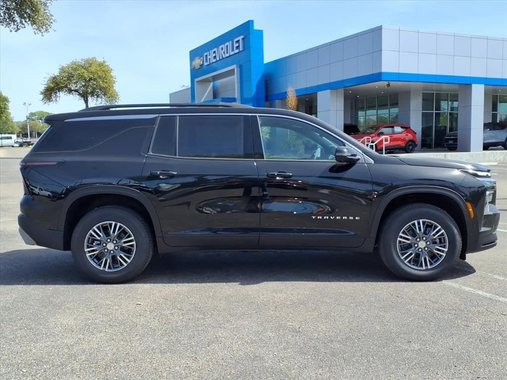 New 2026 Chevrolet Traverse LT w/ Enhanced Driving Package image 5