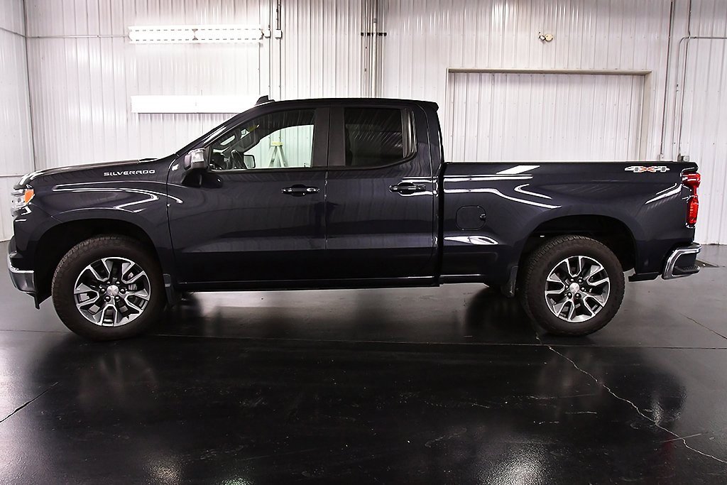 Used 2022 Chevrolet Silverado 1500 LT image 4