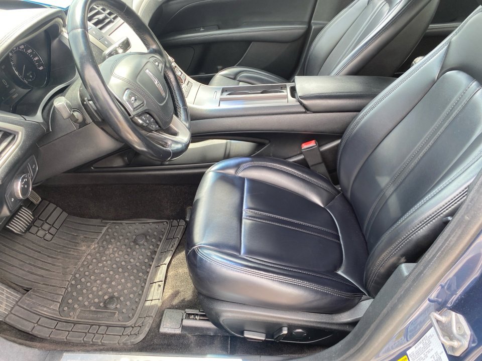 Used 2018 Lincoln MKZ Premiere FWD image 34