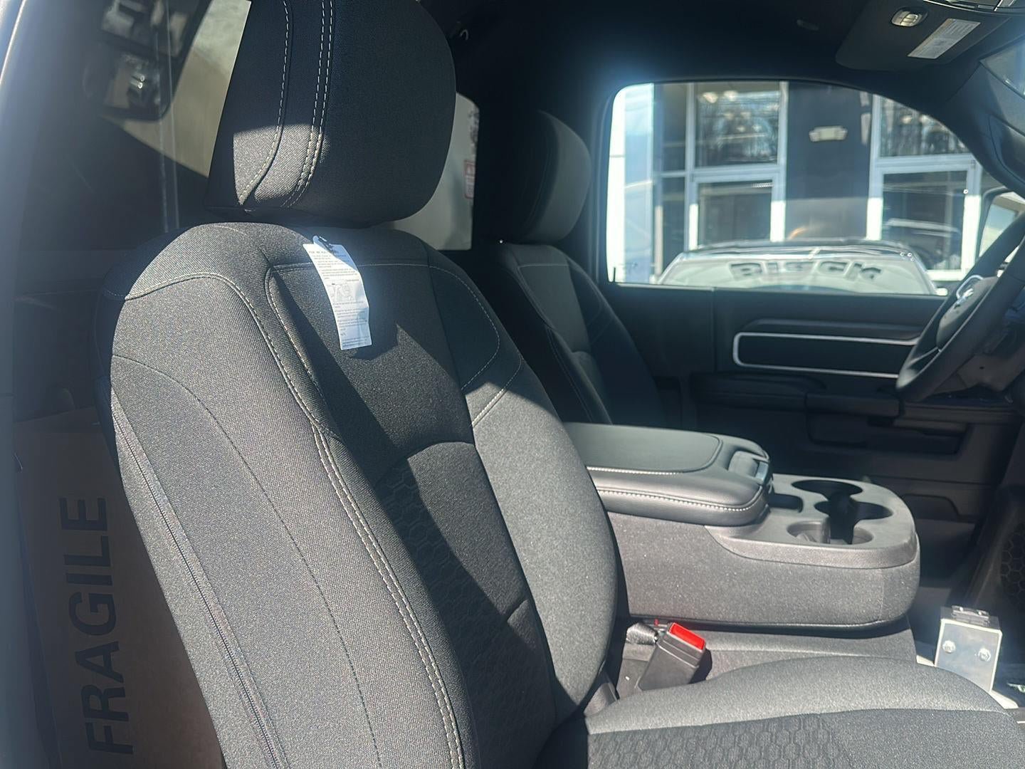 New 2026 RAM 5500 4x4 Regular Cab image 4