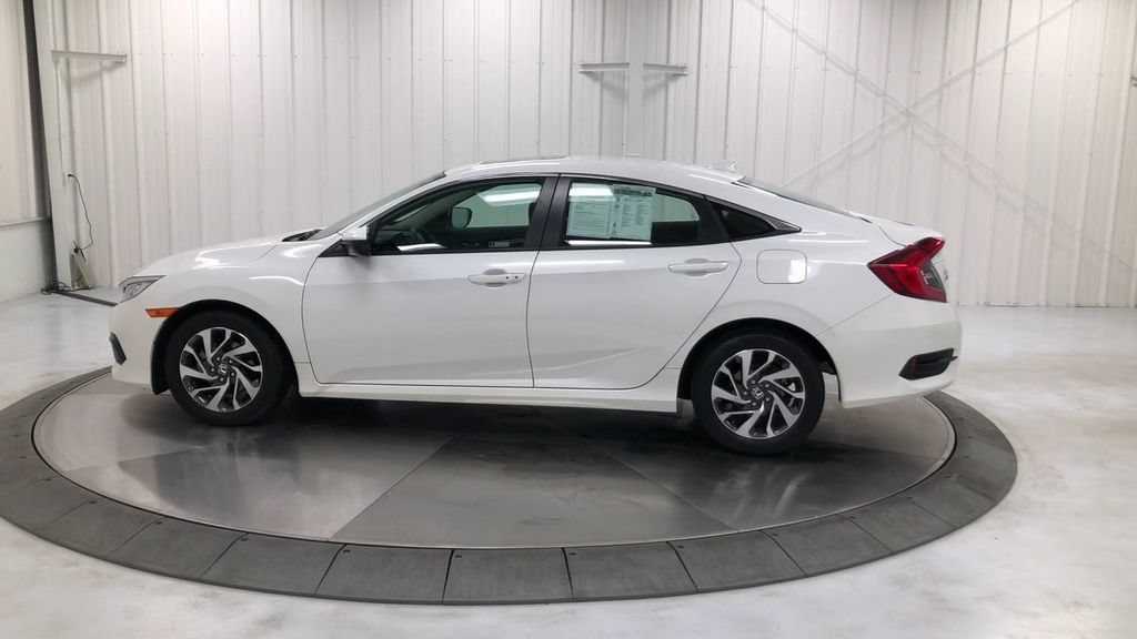Used 2018 Honda Civic EX image 6