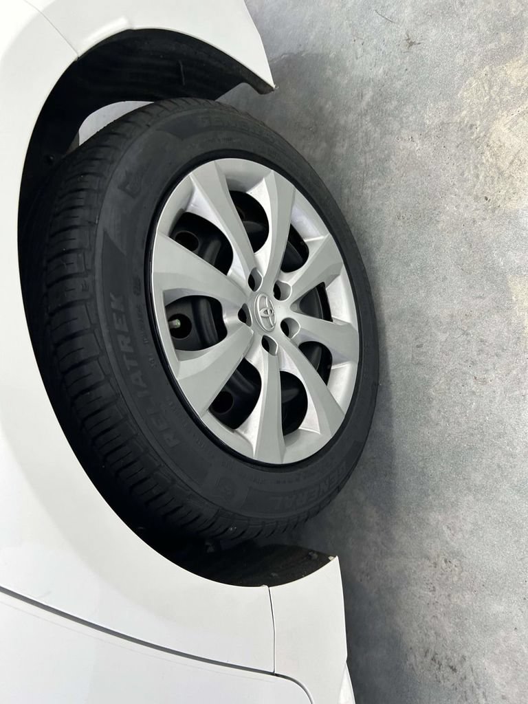 Certified 2025 Toyota Corolla LE FWD image 9