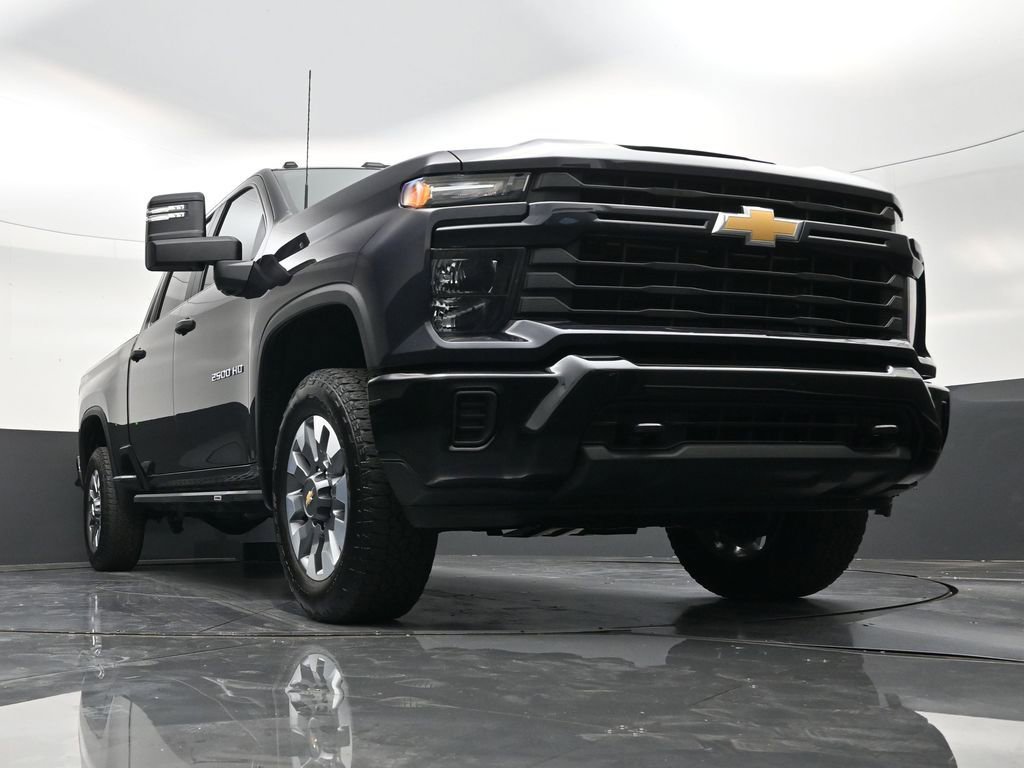 Used 2024 Chevrolet Silverado 2500 Custom w/ Custom Value Package AWD/4WD image 27