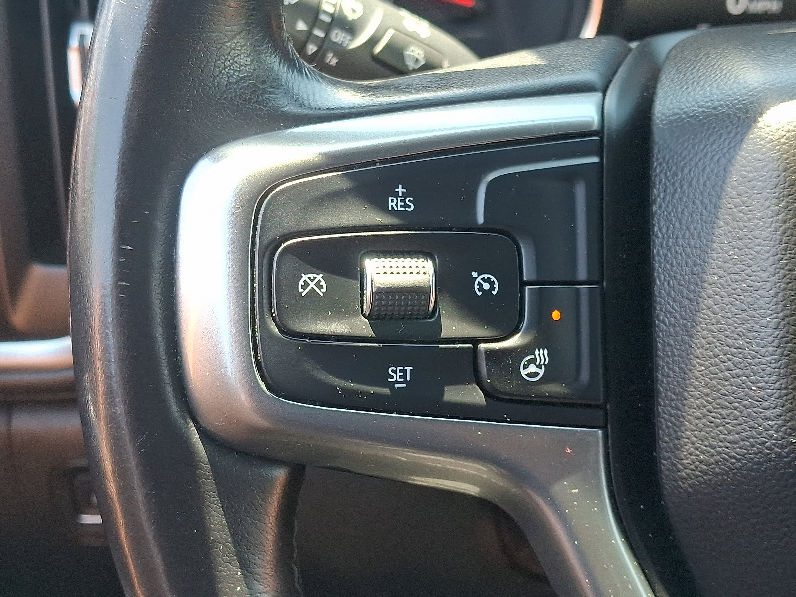 Used 2021 Chevrolet Silverado 1500 LT AWD/4WD image 18