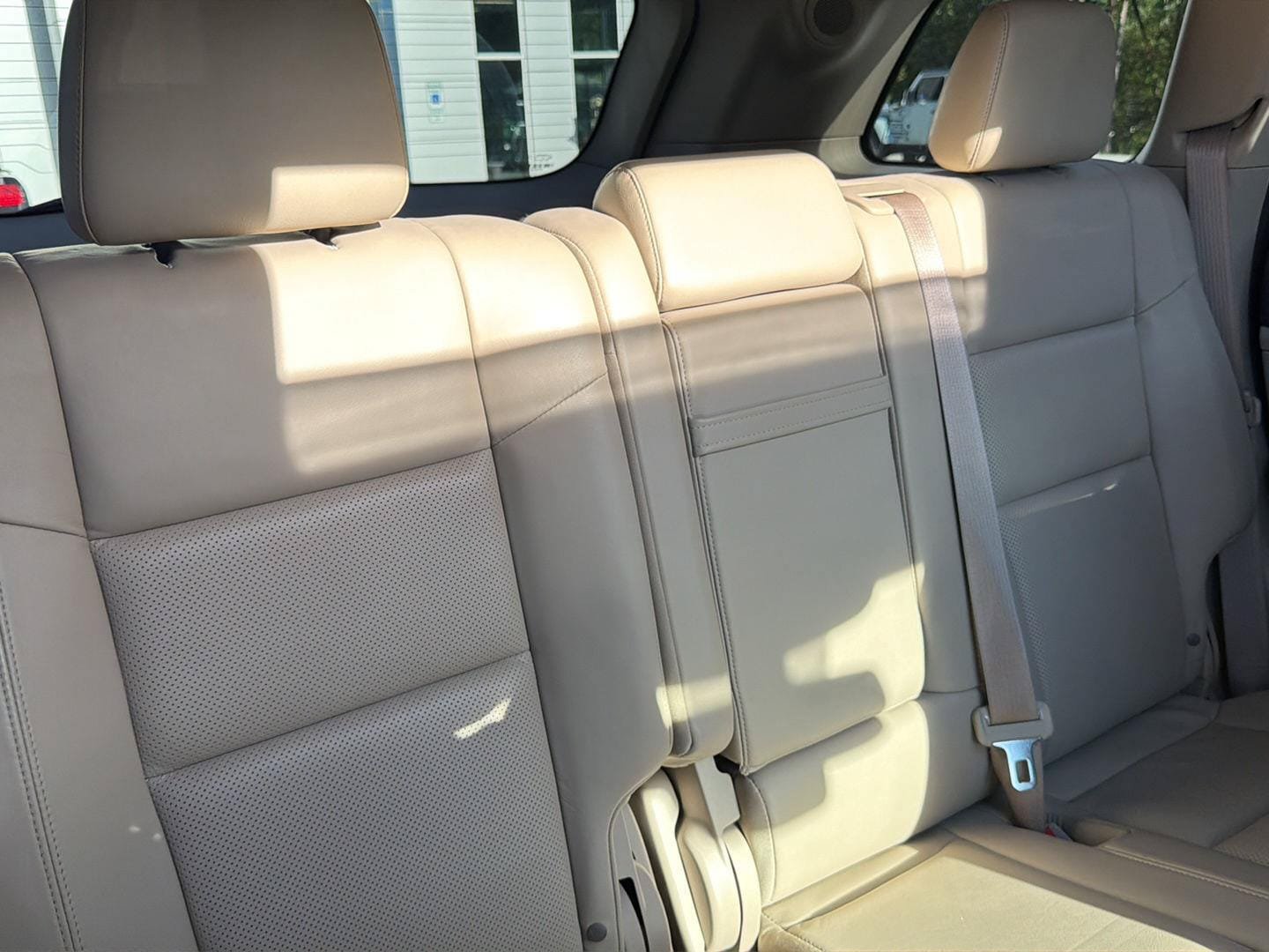 Used 2015 Jeep Grand Cherokee Limited w/ Luxury Group II AWD/4WD image 43