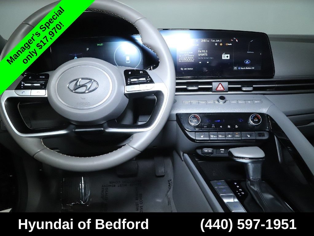 Used 2023 Hyundai Elantra SEL w/ Convenience Package FWD image 29