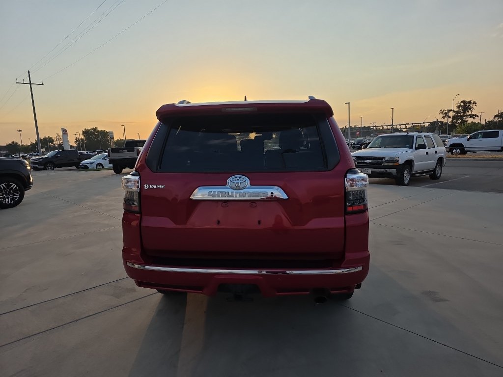 Used 2020 Toyota 4Runner Limited AWD/4WD image 18