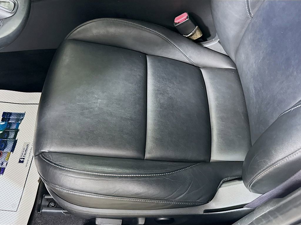 Used 2019 MAZDA MAZDA3 w/Preferred Pkg image 20