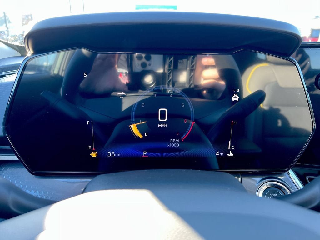 New 2026 Chevrolet Trax ACTIV w/ Sunroof Package FWD image 11