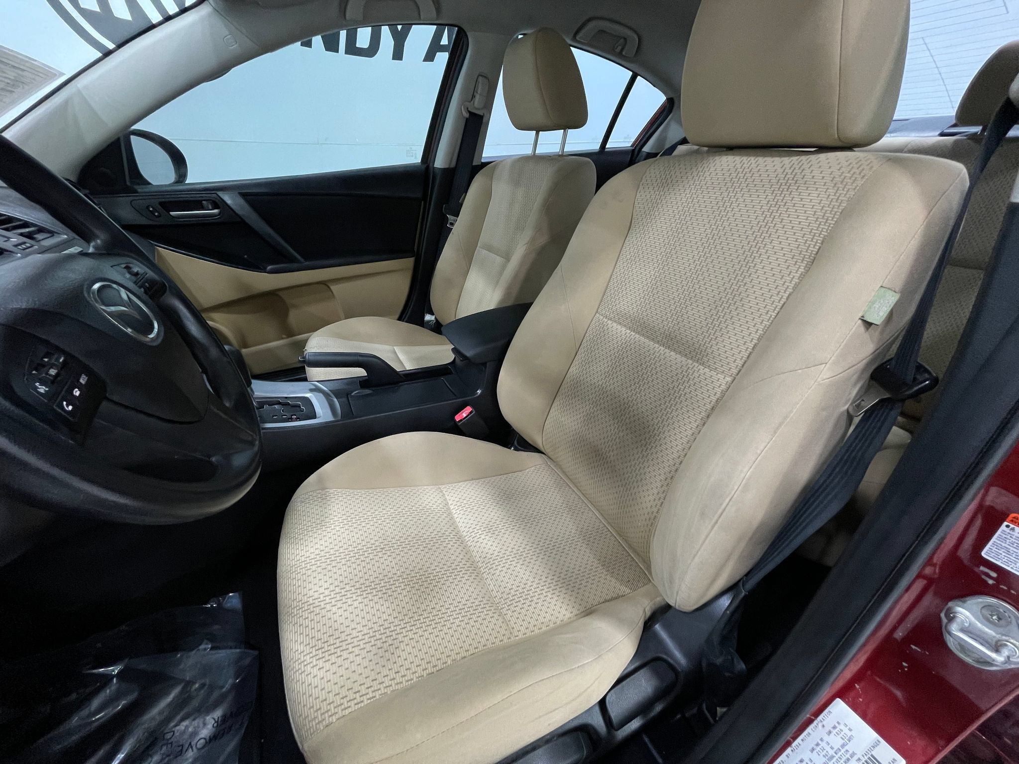 Used 2010 MAZDA MAZDA3 i Touring FWD image 11