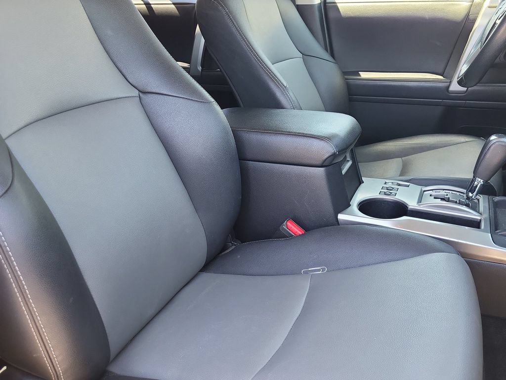 Used 2021 Toyota 4Runner SR5 Premium w/ Moonroof Package AWD/4WD image 22