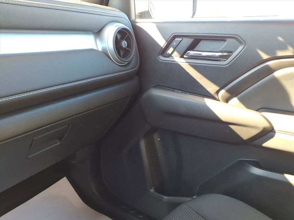 Used 2025 Chevrolet Colorado LT w/ Advanced Trailering Package image 19