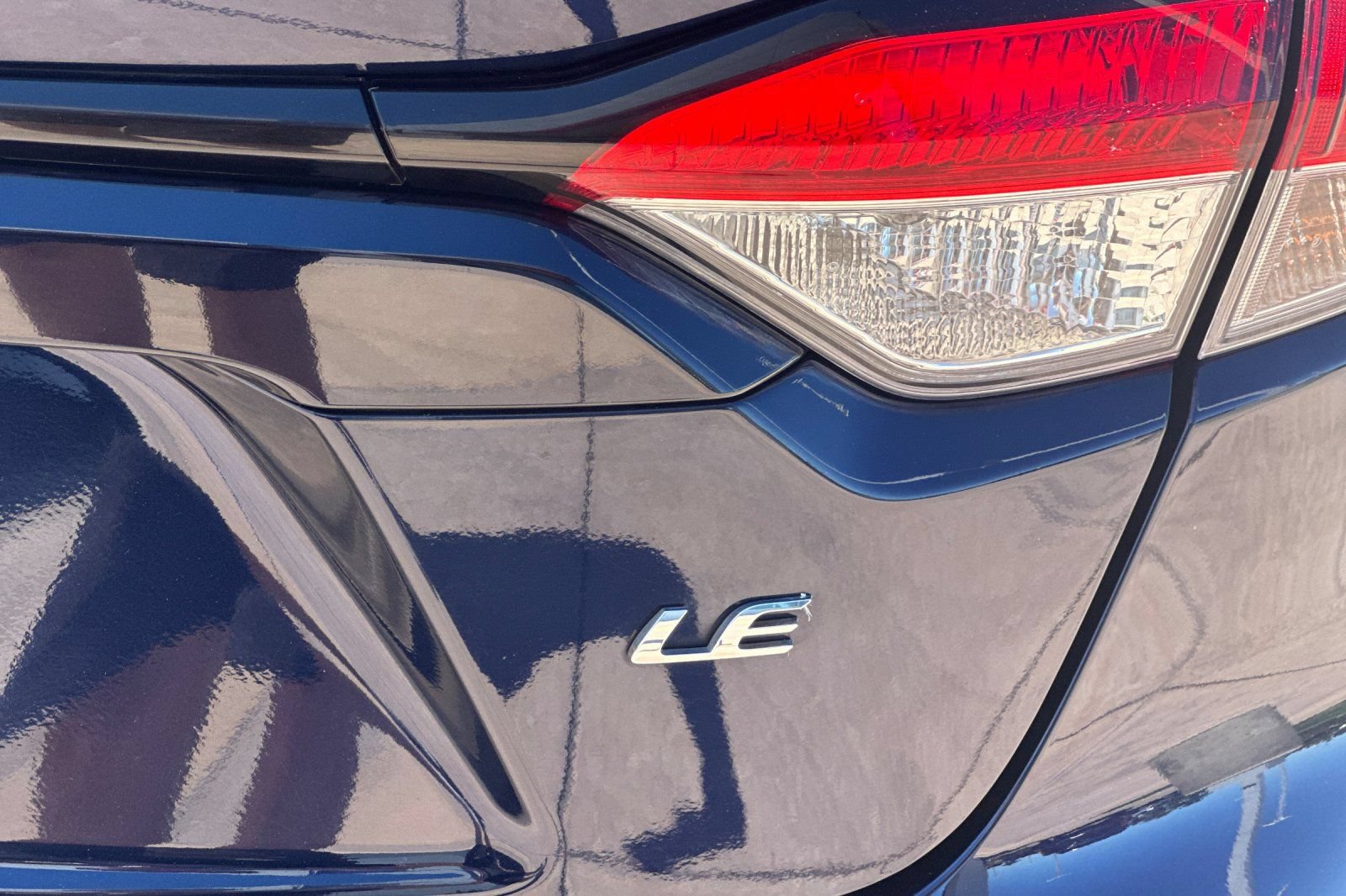 Certified 2024 Toyota Corolla LE FWD image 32
