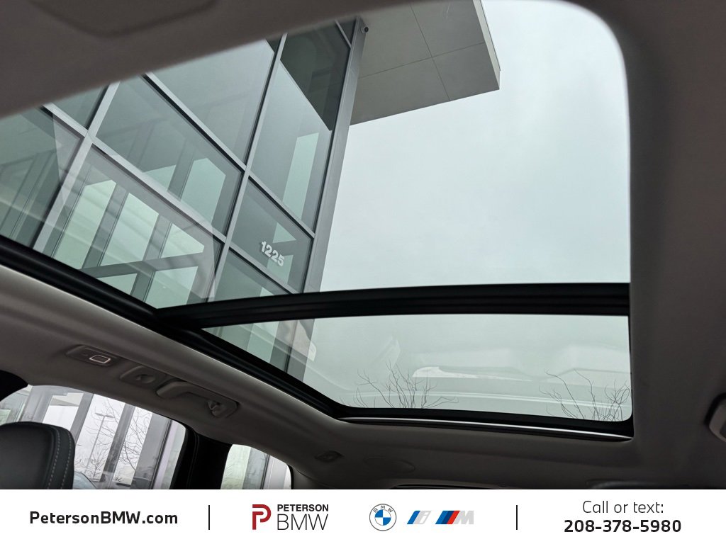 Used 2024 Volvo XC60 B5 Ultimate w/ Protection Package Premier image 32