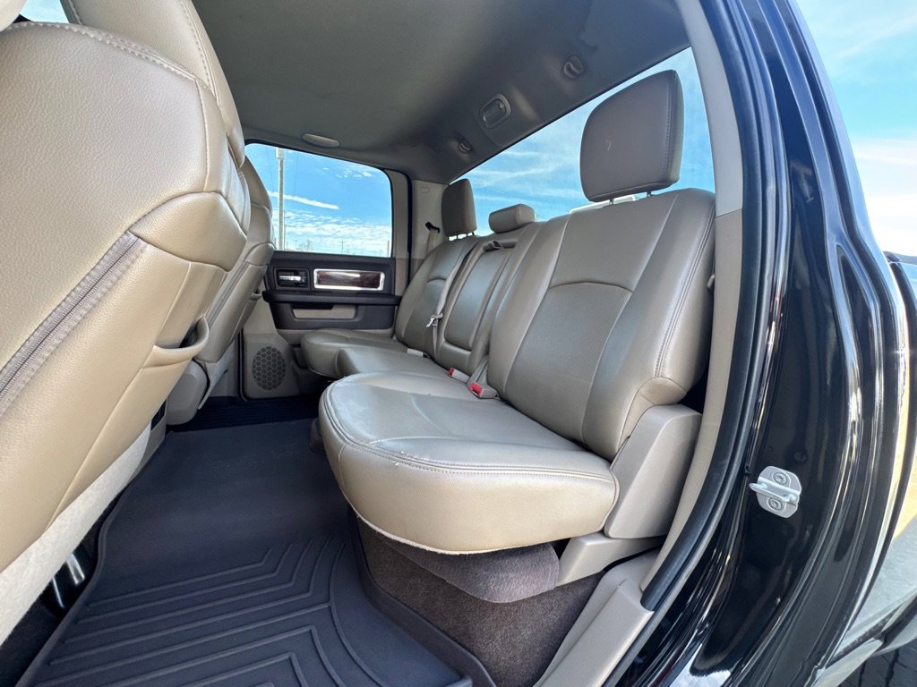 Used 2012 RAM 2500 Laramie w/ Cold Weather Group image 7