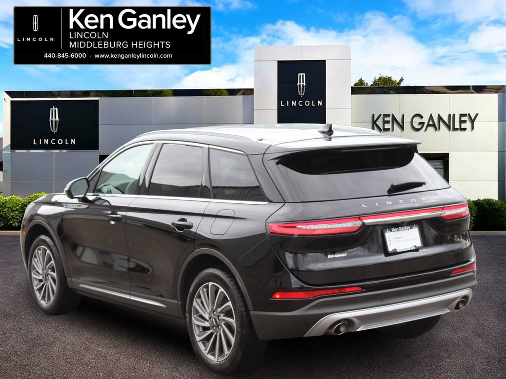 Used 2023 Lincoln Corsair Reserve w/ Equipment Group 201A image 5