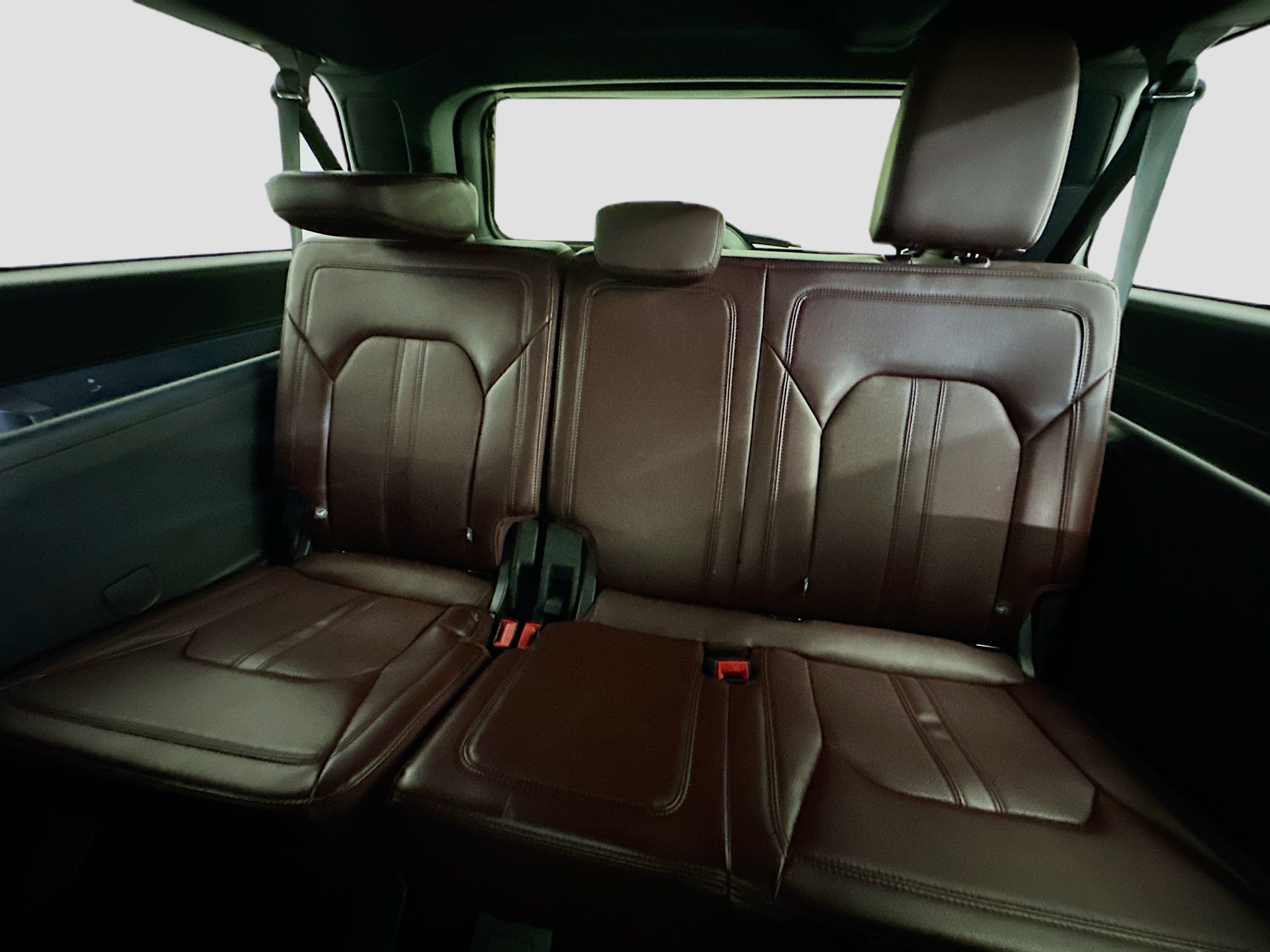 Used 2024 Ford Expedition Max Limited image 31