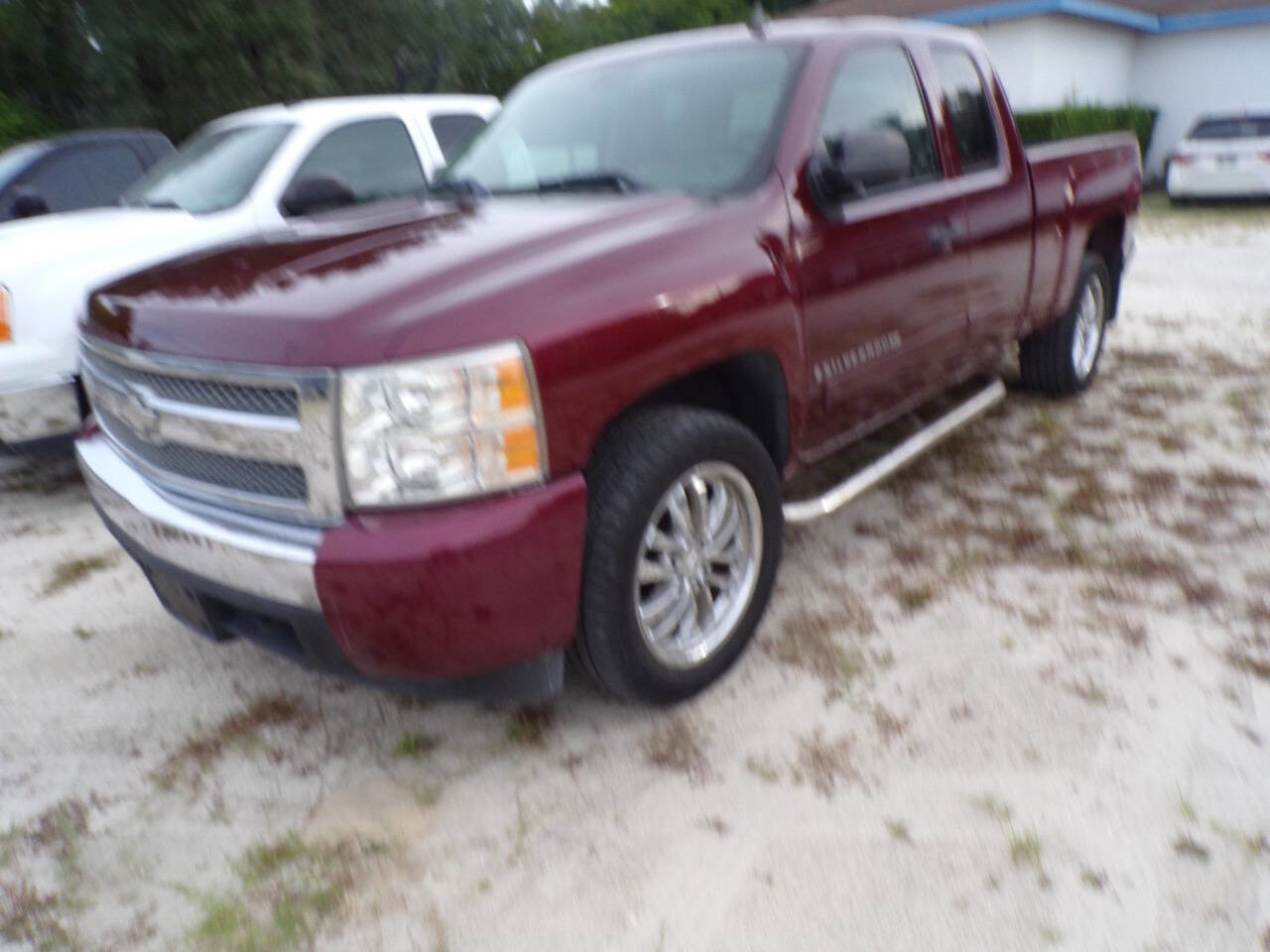 Used 2008 Chevrolet Silverado 1500 LT w/ EZ-Lift Tailgate Package image 25
