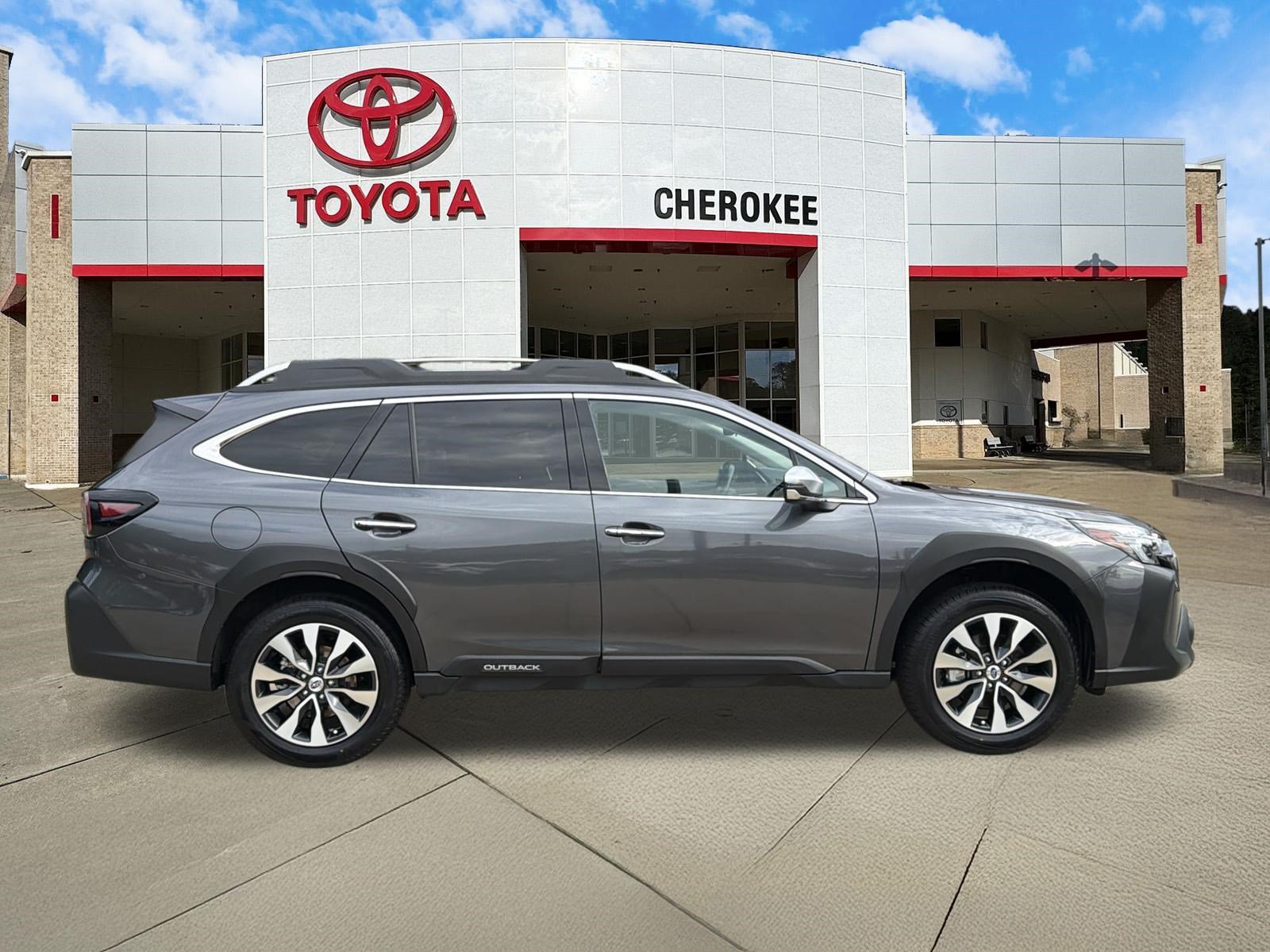Used 2024 Subaru Outback Touring XT AWD/4WD image 4