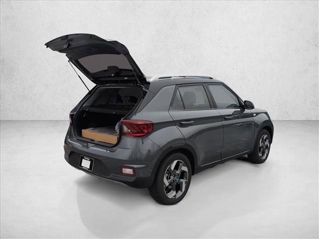 New 2026 Hyundai Venue SEL image 2