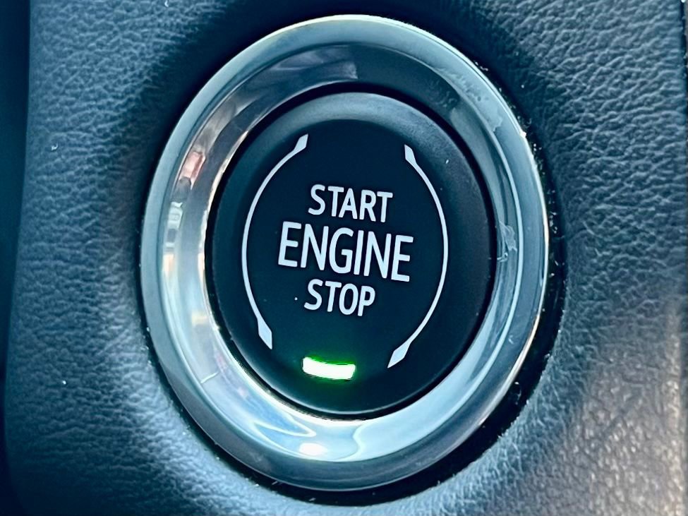 Used 2023 Chevrolet Suburban RST w/ Luxury Package image 32