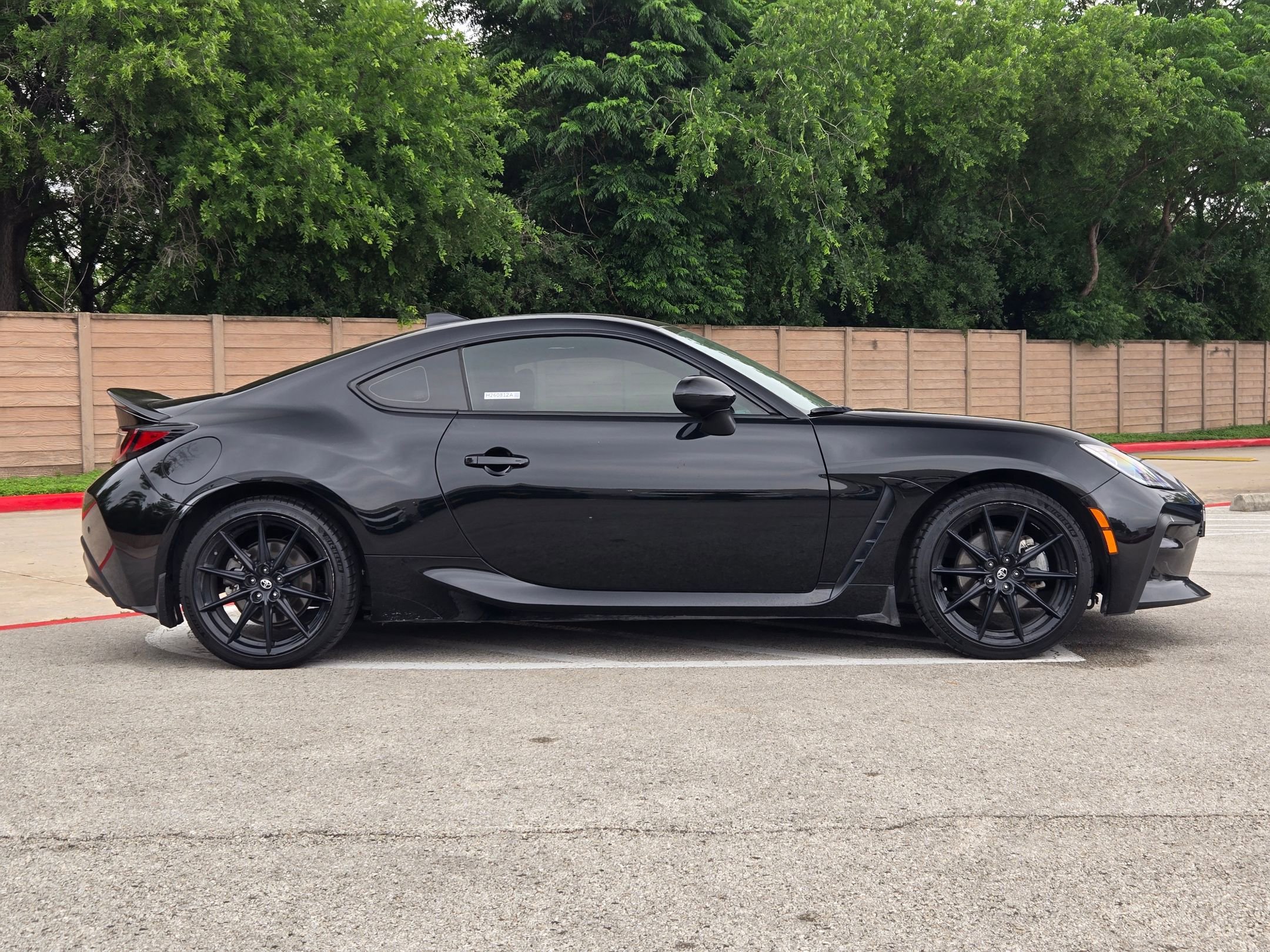 Used 2023 Toyota GR86 Premium RWD video 2