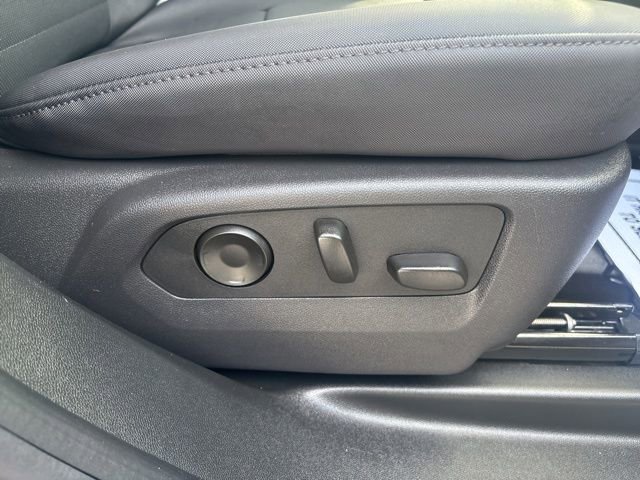 Used 2025 GMC Hummer EV 3X AWD/4WD image 15