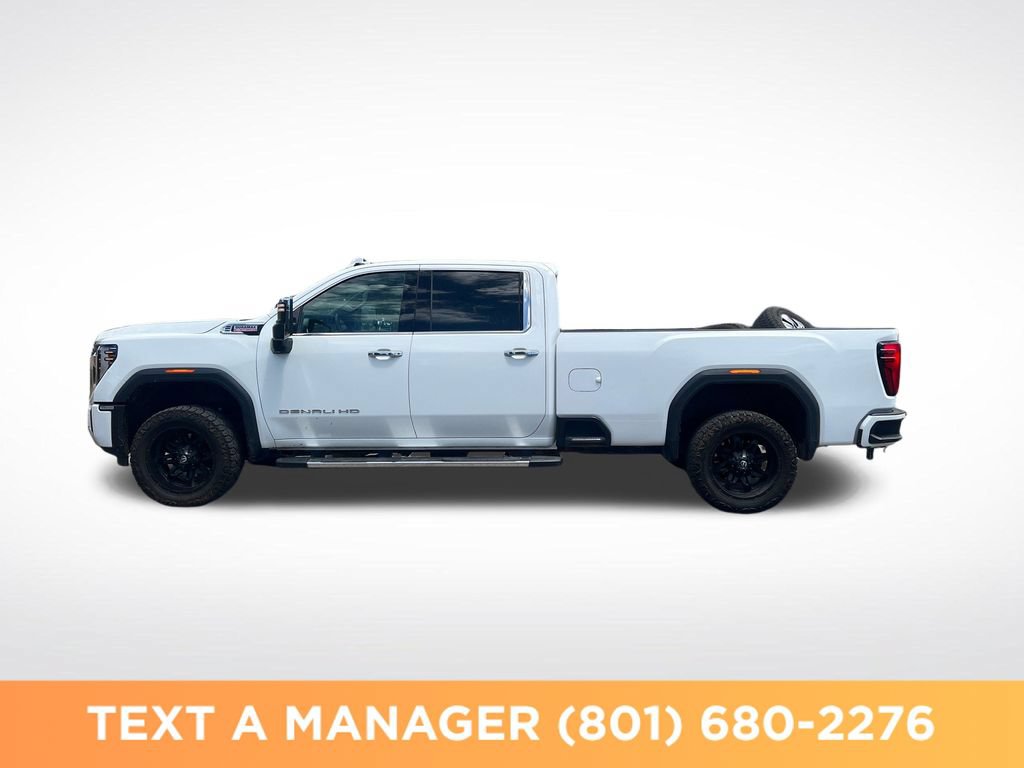 Used 2024 GMC Sierra 3500 Denali w/ Denali Reserve Package AWD/4WD image 2