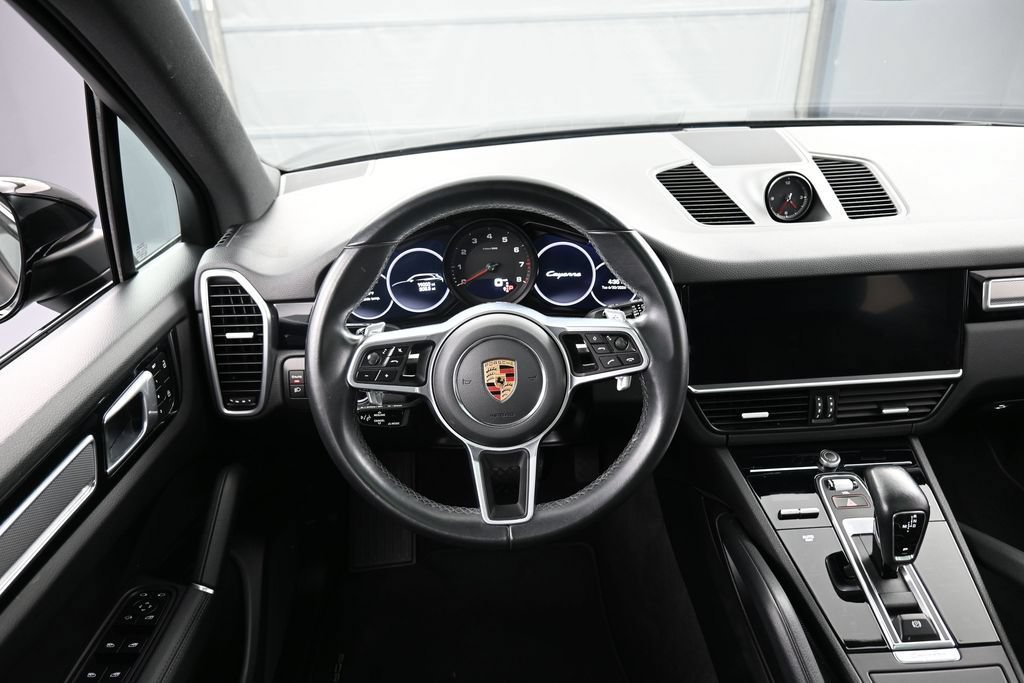 Certified 2022 Porsche Cayenne Platinum Edition AWD/4WD image 18