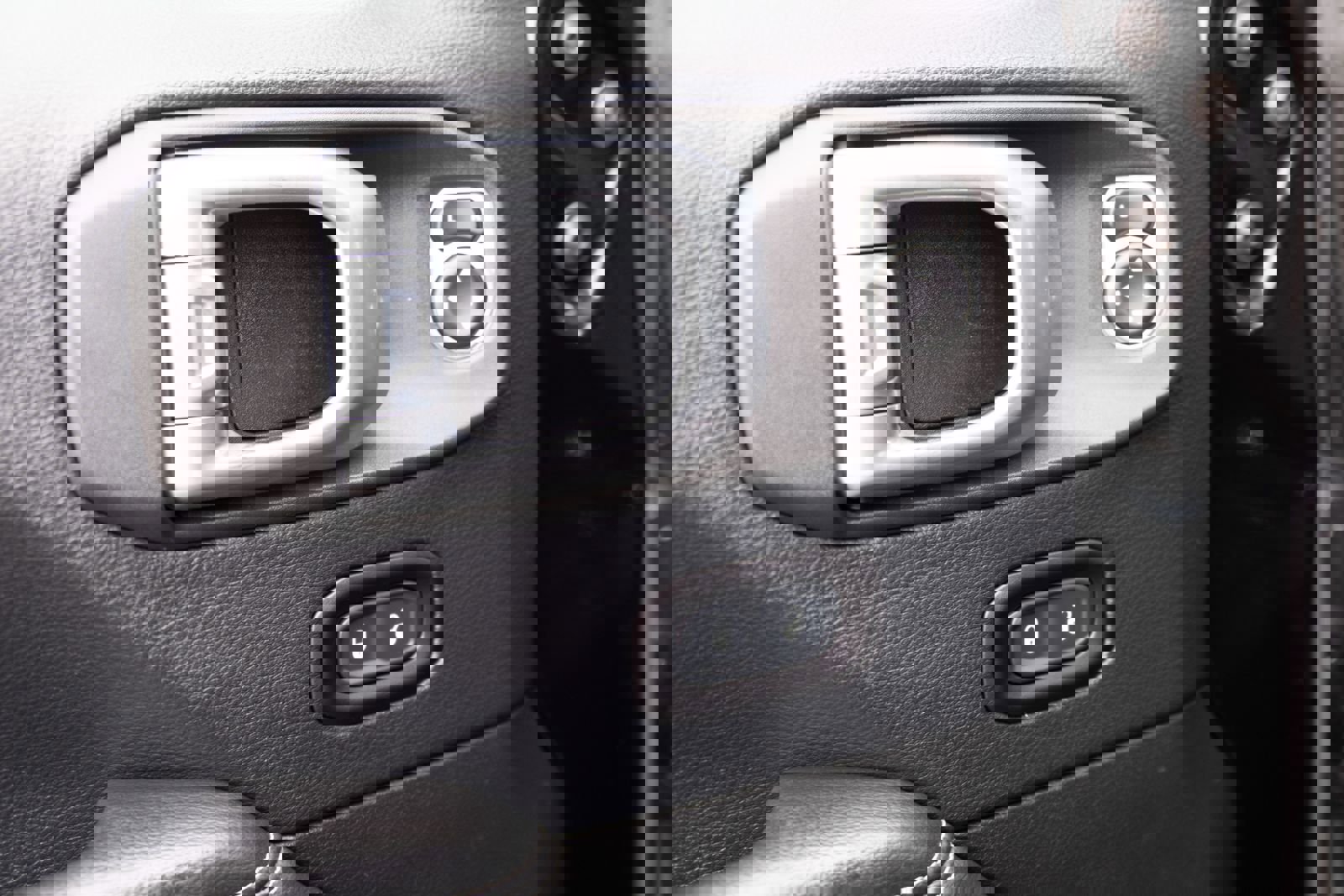 Used 2018 Jeep Wrangler Unlimited Sahara w/ Uconnect 4C Nav & Sound Group image 12