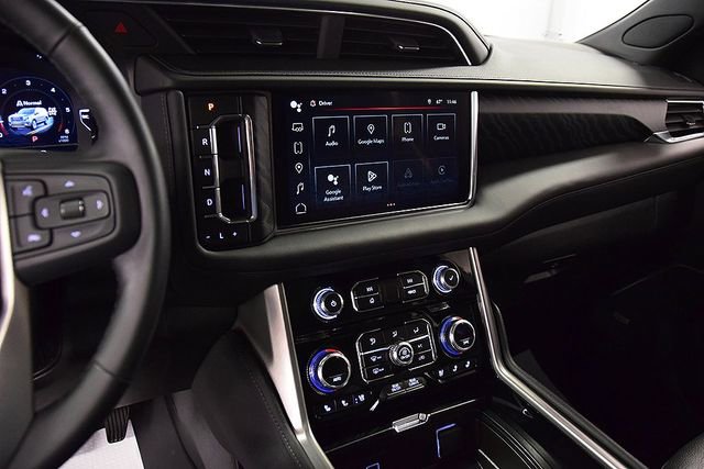 Used 2024 GMC Yukon Denali image 22