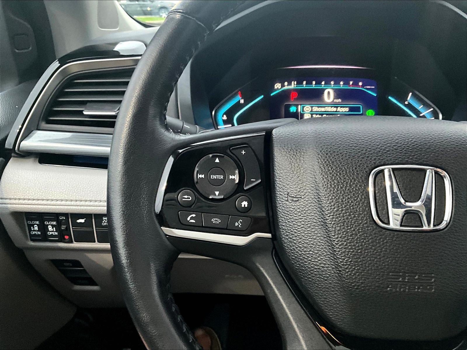 Used 2022 Honda Odyssey Elite image 11
