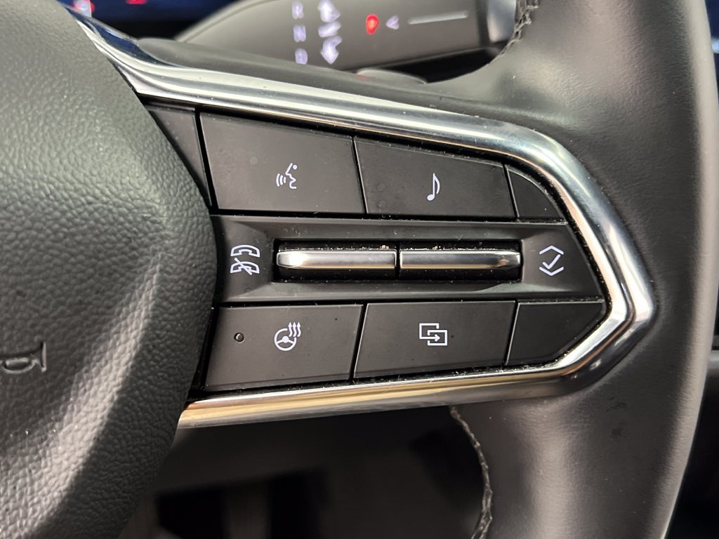 Used 2025 Chevrolet Equinox LT AWD/4WD image 47