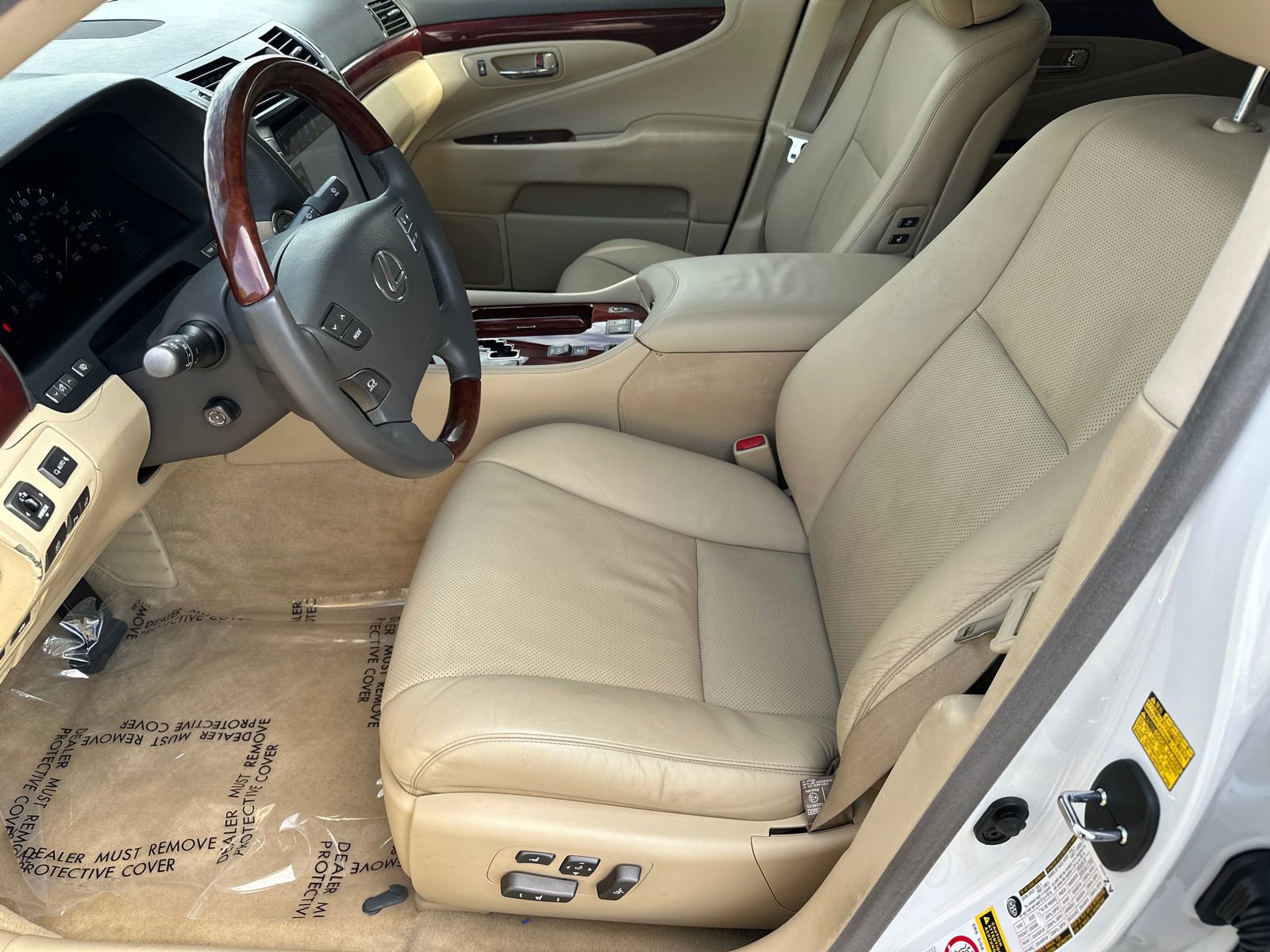 Used 2007 Lexus LS 460 image 7