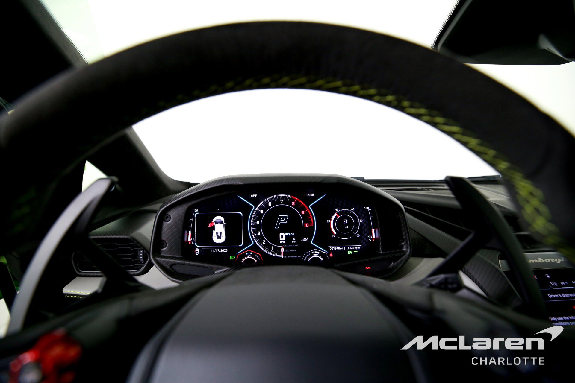 Used 2024 Lamborghini Revuelto image 14