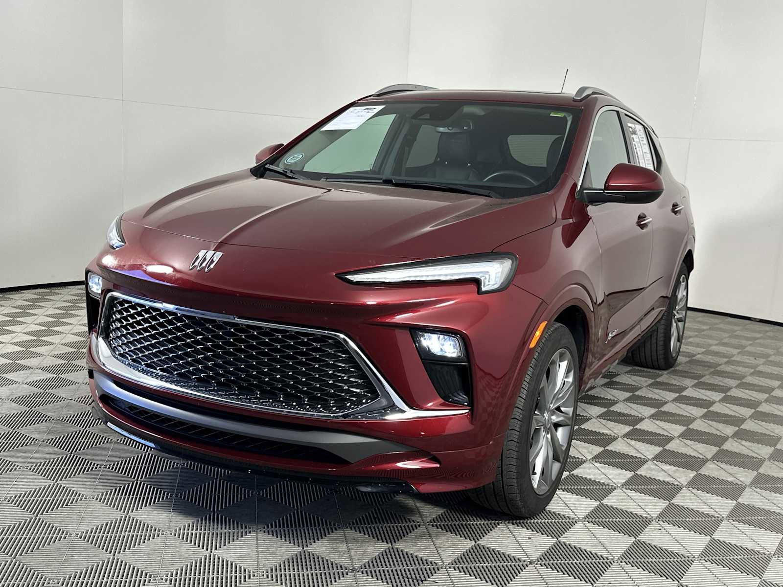 Used 2024 Buick Encore GX Avenir w/ Avenir Convenience Package image 4