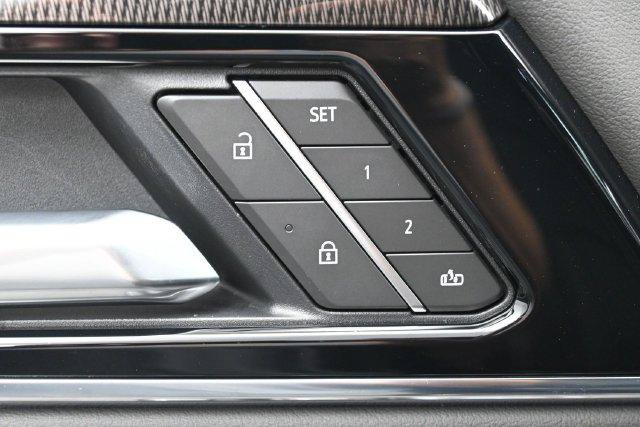 Used 2025 GMC Yukon Elevation w/ LPO, Floor Liner Package RWD image 14